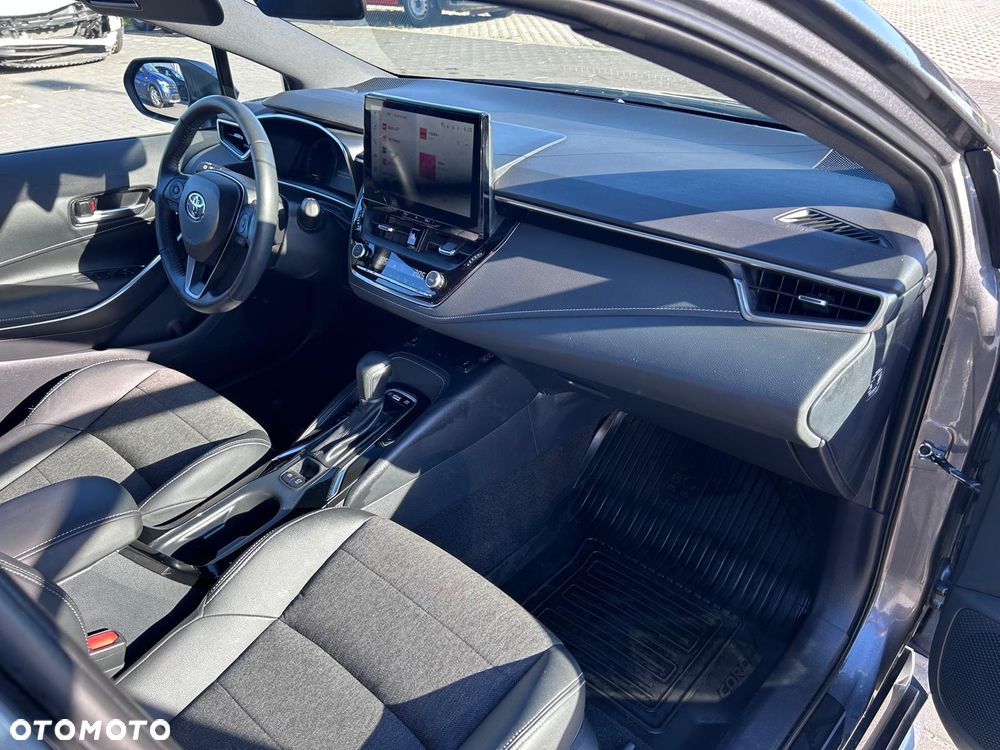 Toyota Corolla 1.8 Hybrid Executive - 34