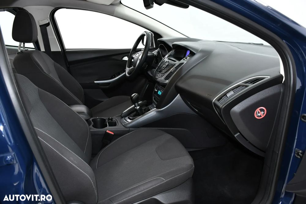 Ford Focus 1.6 TDCI DPF Trend - 12