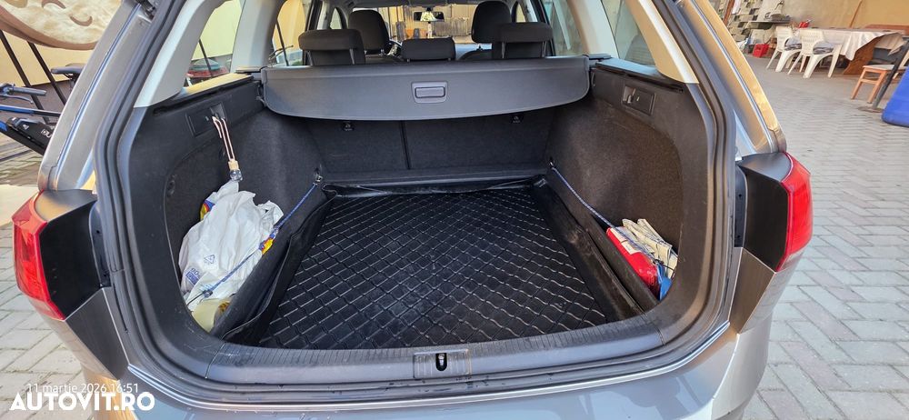 Volkswagen Golf 1.6 BlueTDI Trendline - 6