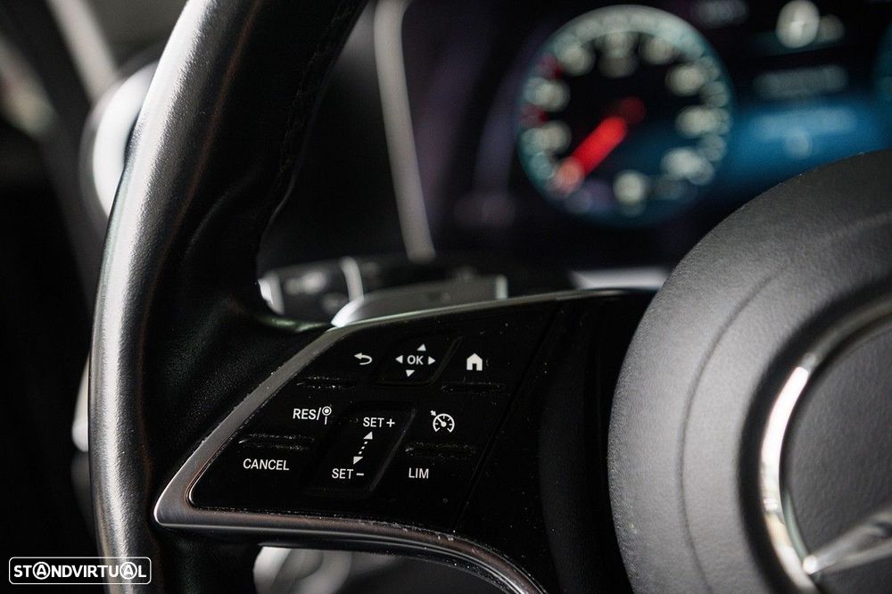 Mercedes-Benz E 300 de Avantgarde - 41