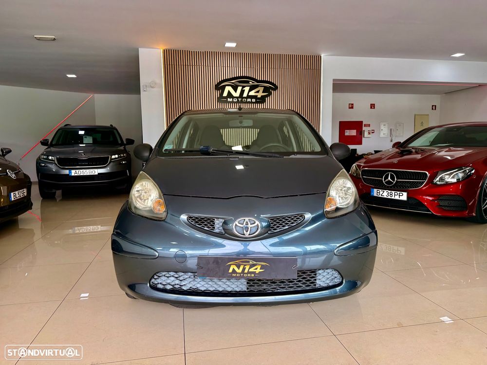 Toyota Aygo 1.0 + AC - 3