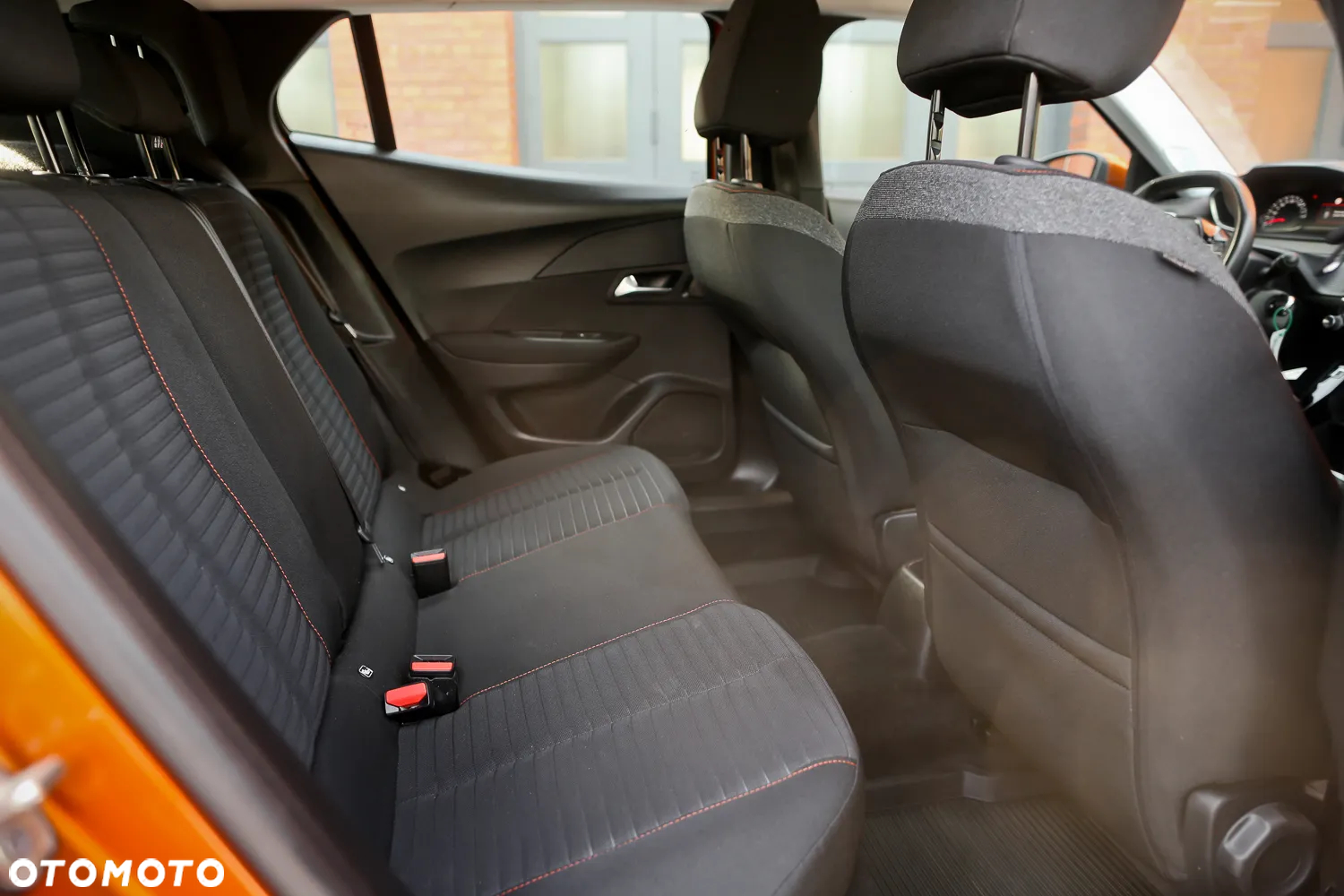 Peugeot 2008 1.2 PureTech Active S&S - 8