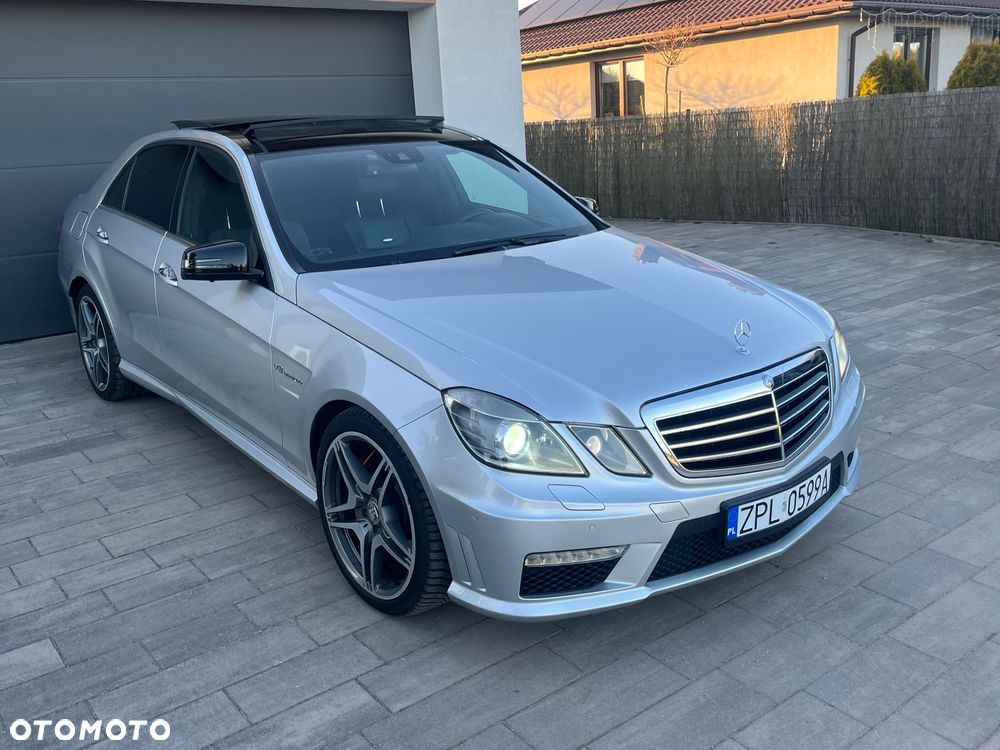 Mercedes-Benz Klasa E - 2