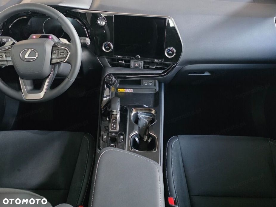 Lexus NX - 7