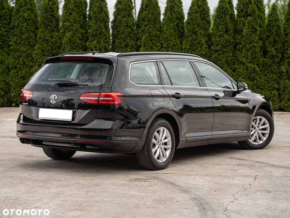 Volkswagen Passat 2.0 TDI SCR 4Mot DSG Highline - 9