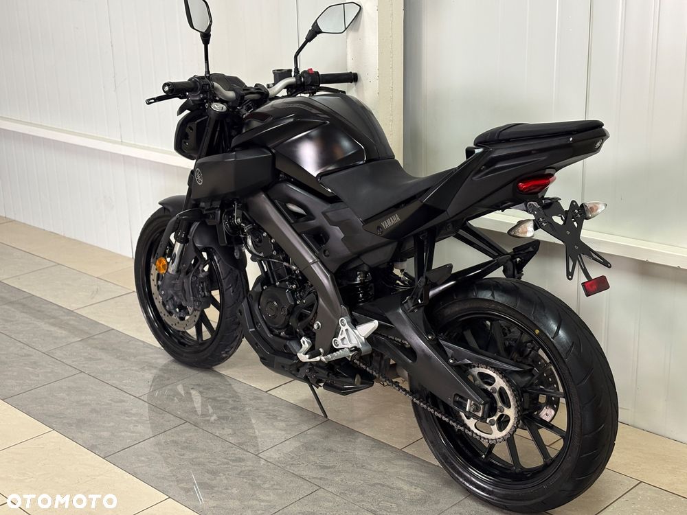 Yamaha MT - 7