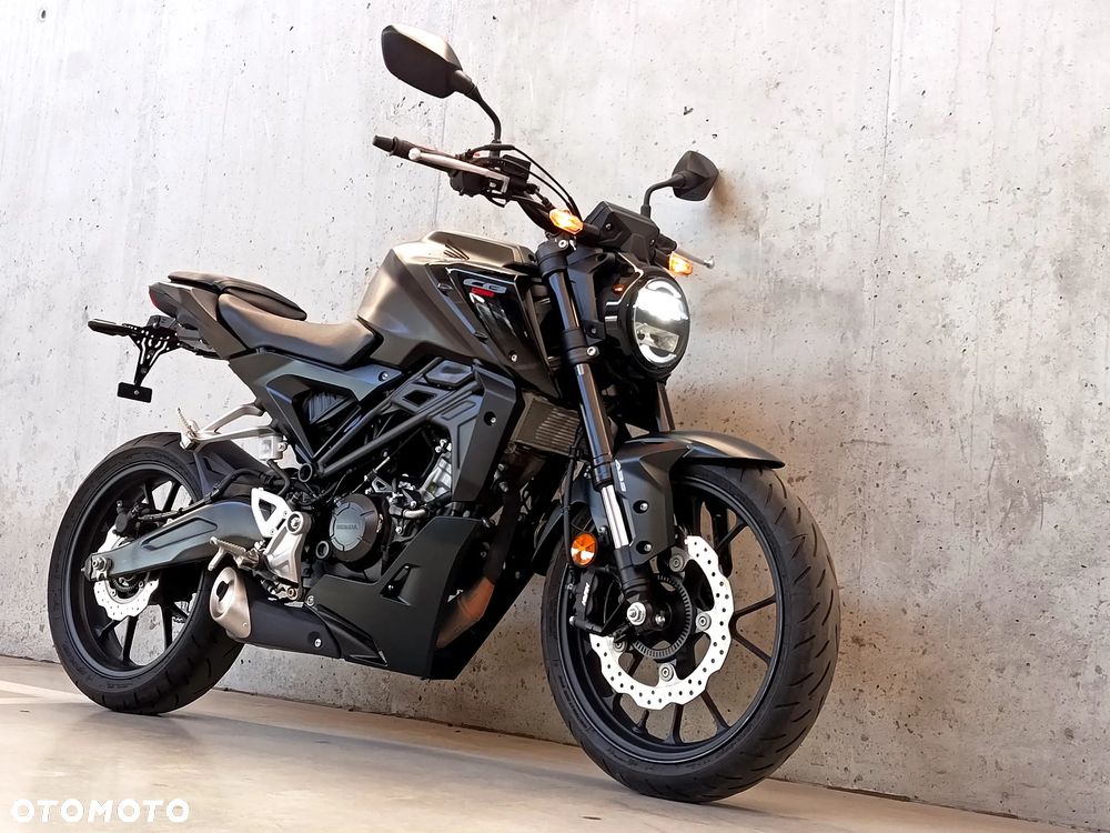 Honda CB - 17