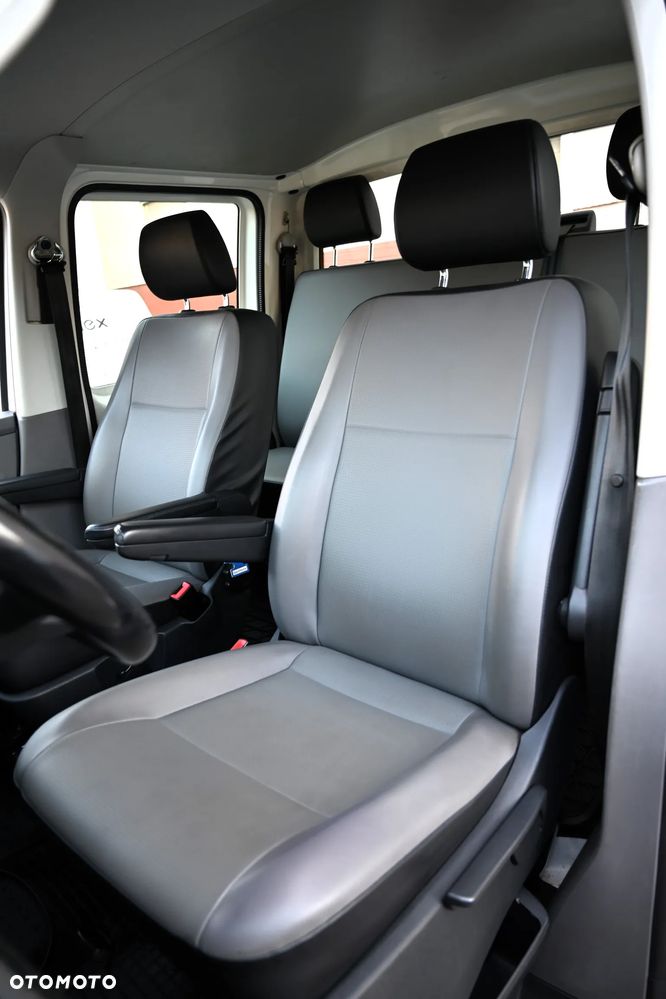 Volkswagen Transporter Doka - 32