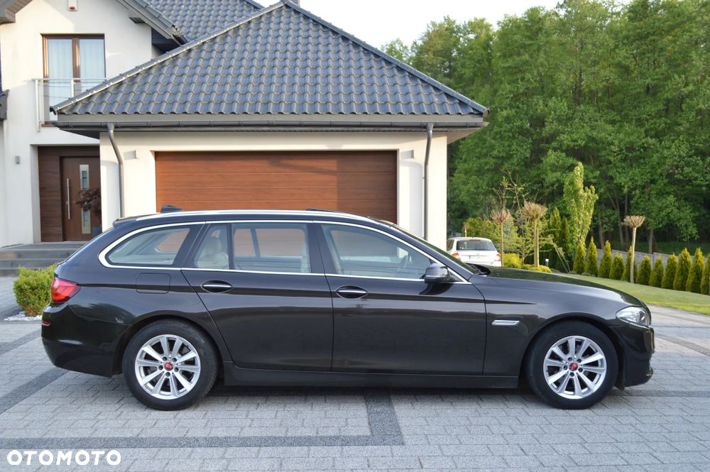 BMW Seria 5 518d Luxury Line - 13