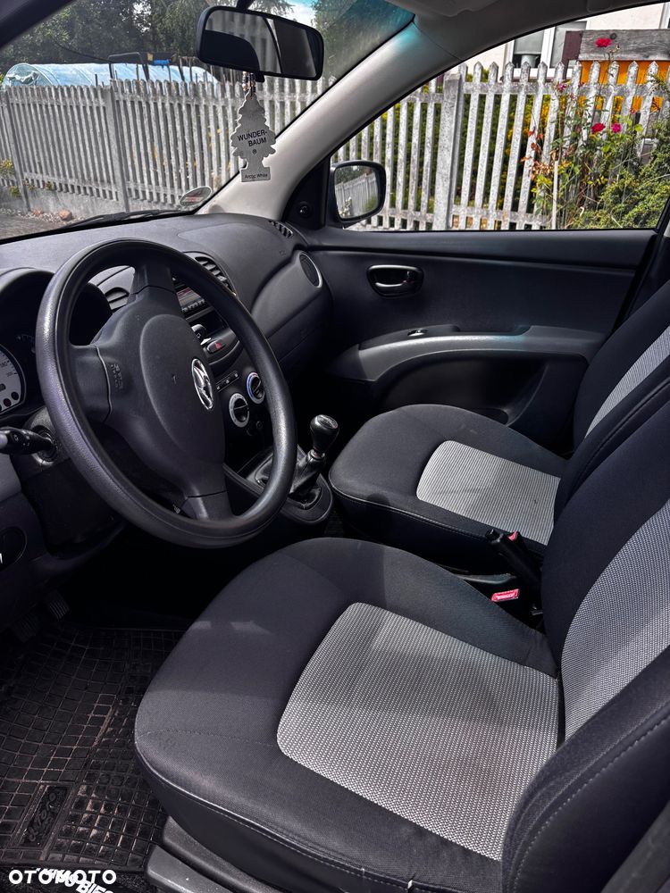 Hyundai i10 1.1 - 4