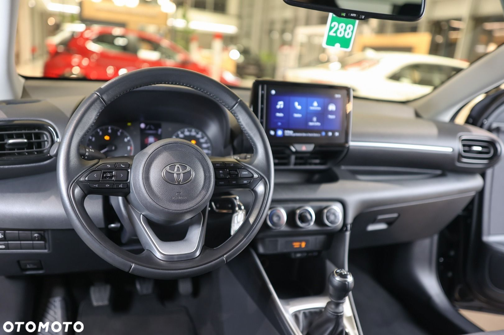 Toyota Yaris - 13