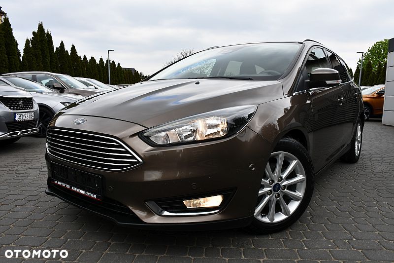 Ford Focus 1.5 EcoBlue Start-Stopp-System TITANIUM DESIGN - 1