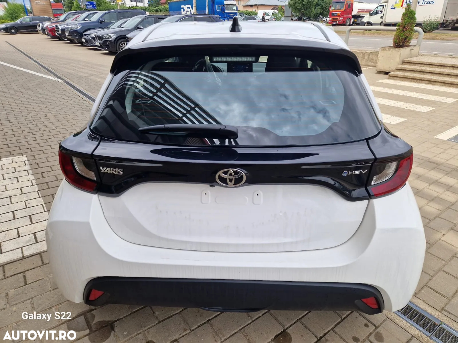 Toyota Yaris 1.5 VVT-i HSD Eco - 6