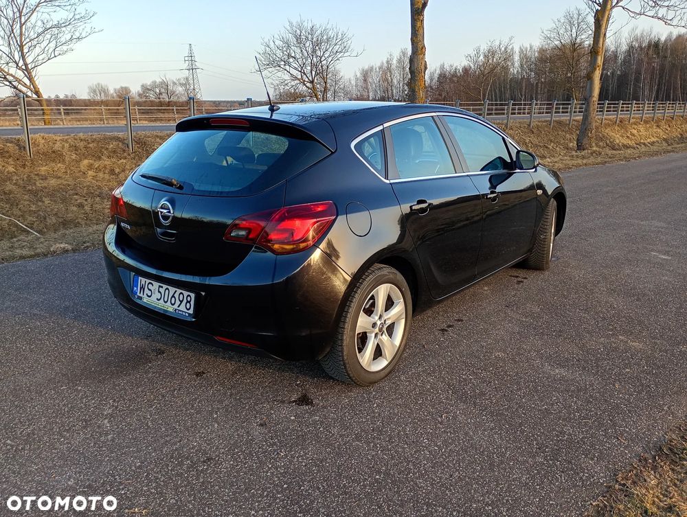Opel Astra 1.6 - 7
