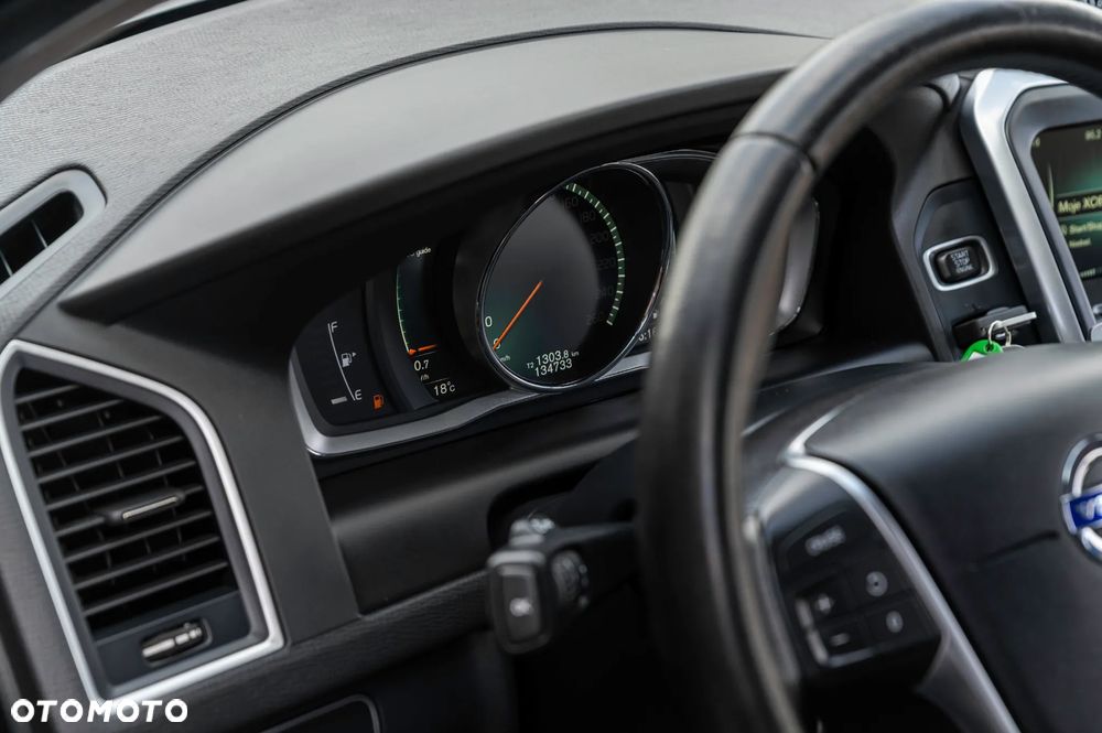 Volvo XC 60 - 32