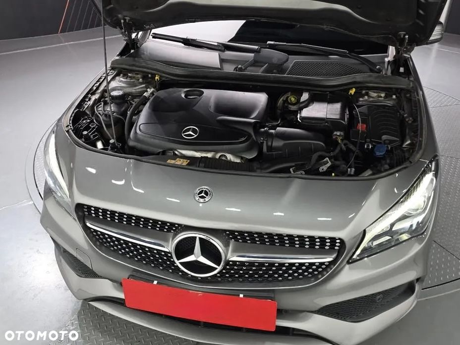 Mercedes-Benz CLA 220 7G-DCT AMG Line - 18