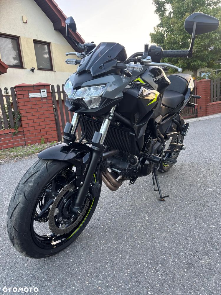 Kawasaki Z 650 - 24