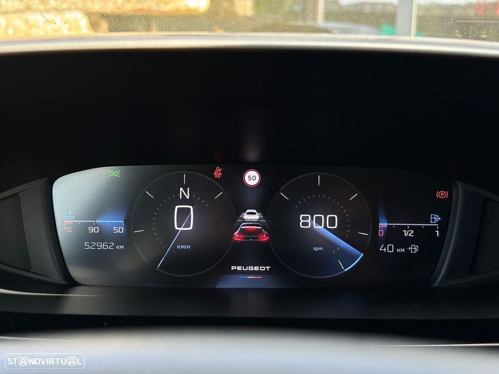 Peugeot 408 1.2 PureTech Allure Pack EAT8 - 6