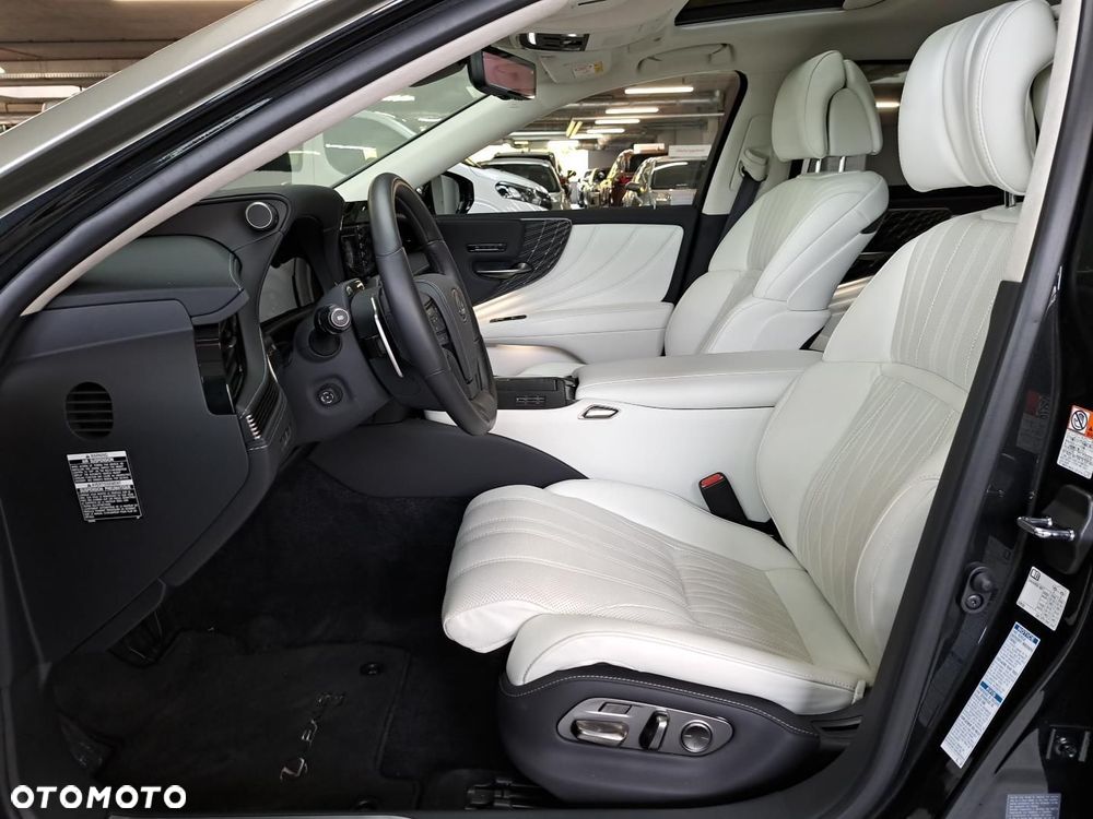 Lexus LS - 28