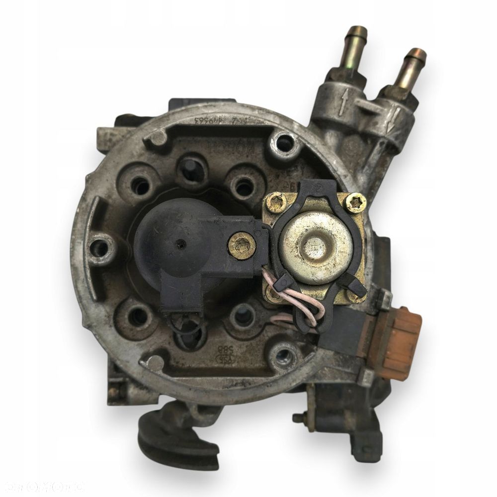 KORPUS WTRYSKU PRZEPUSTNICA Renault Clio Twingo 1.2 7700850100 Bosch - 9