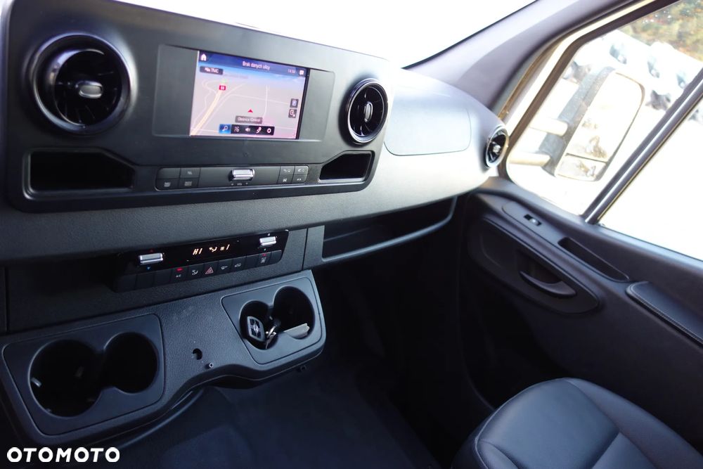Mercedes-Benz Sprinter 319 CDI 3.0 V6 Automat Rama Doka Klima Webasto - 23