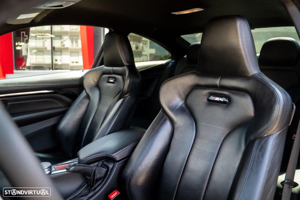 BMW M4 DKG - 25