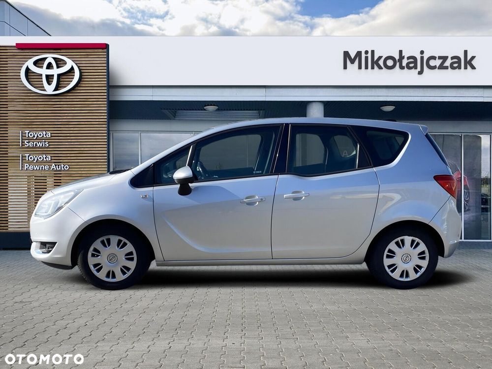 Opel Meriva 1.4 T Essentia S&S - 10