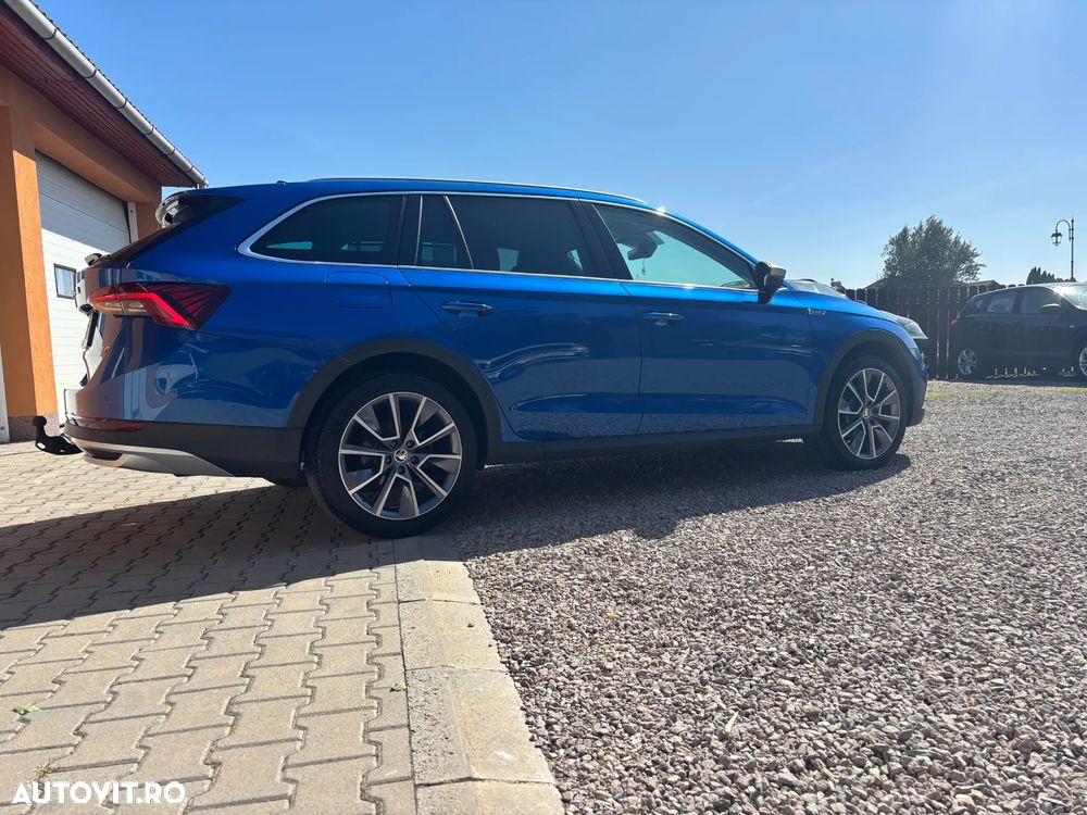 Skoda Octavia Combi 2.0 TDI DSG 4x4 Scout First Edition - 10