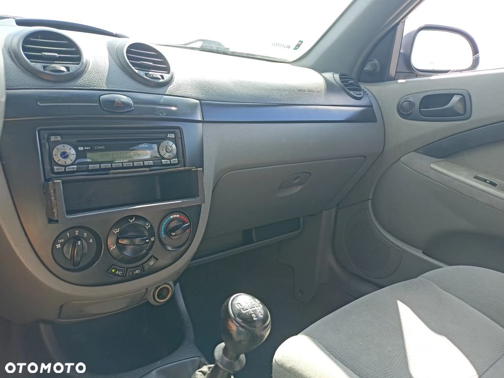 Chevrolet Lacetti - 11