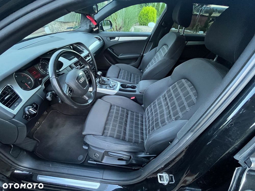 Audi A4 Avant - 22