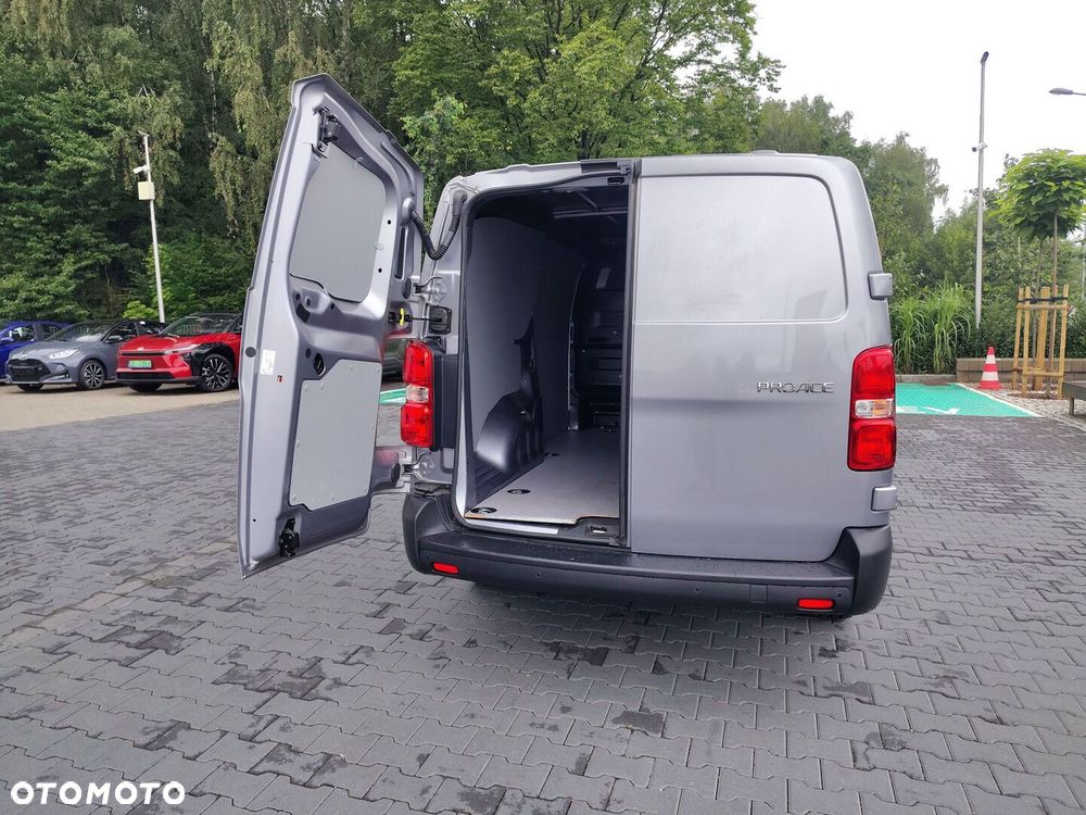 Toyota PROACE - 13