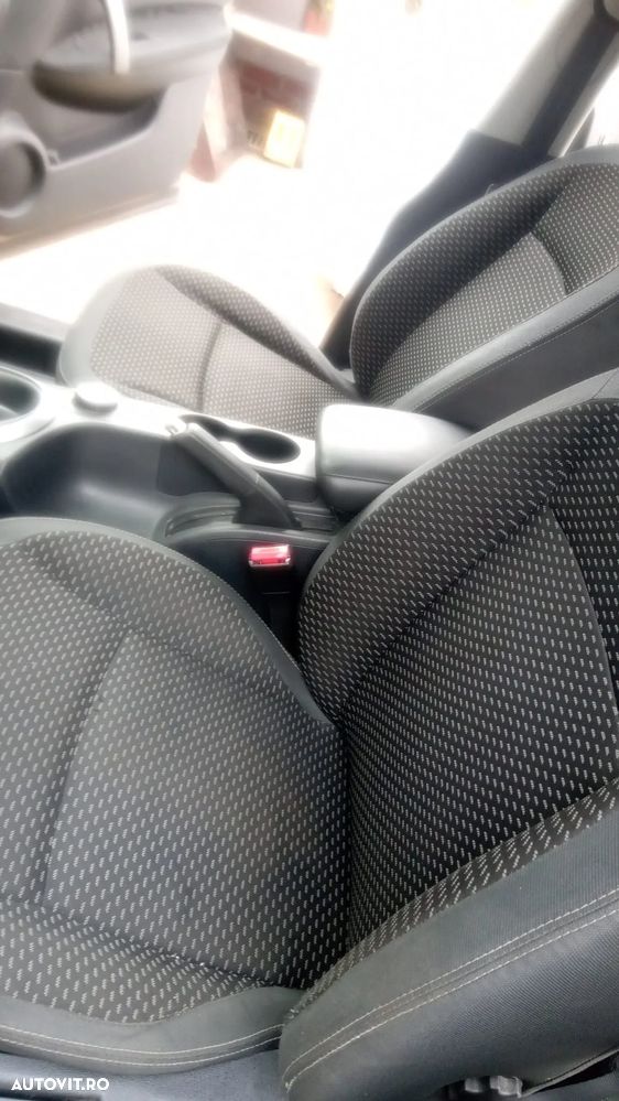 Nissan Qashqai 2.0 4 x 4 tekna - 7