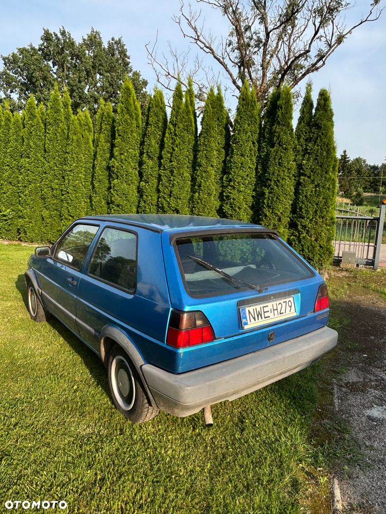 Volkswagen Golf 1.8 - 4