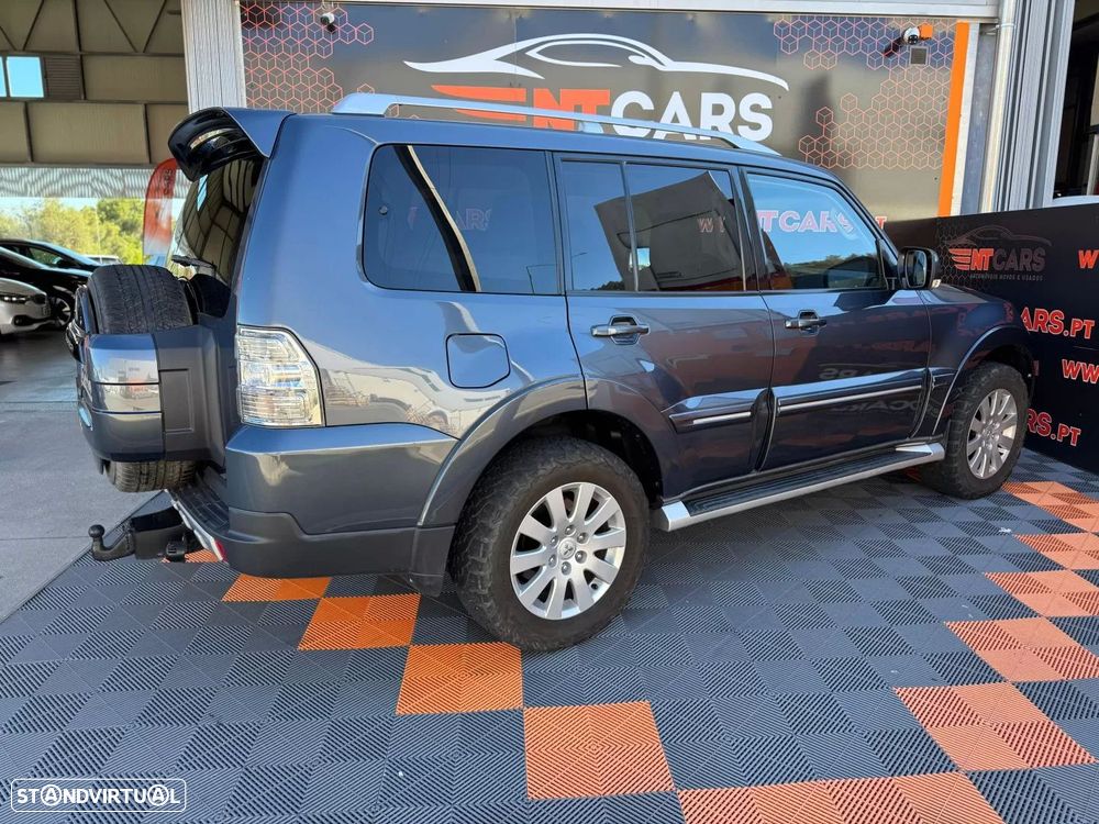 Mitsubishi Pajero 3.2 DI-D Auto Instyle - 2