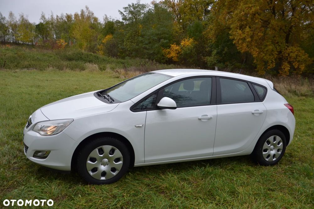 Opel Astra 1.4 EcoFLEX Design Edition - 4