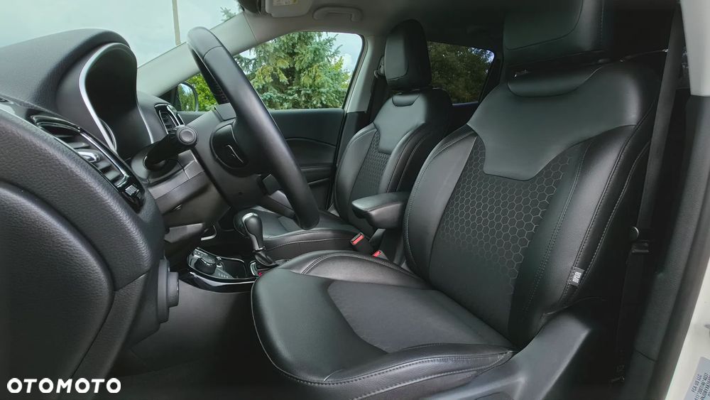 Jeep Compass 2.0 MJD Night Eagle 4WD S&S - 21