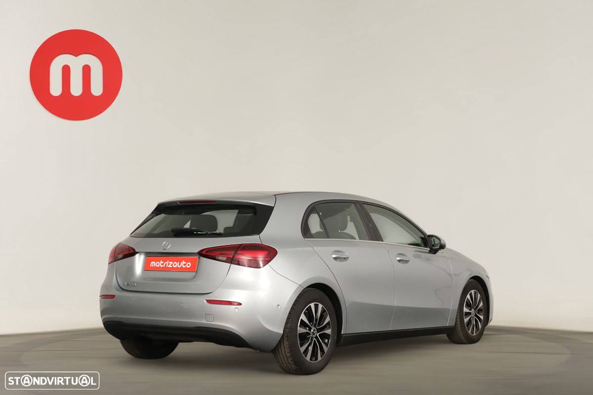 Mercedes-Benz A 200 Standard - 4