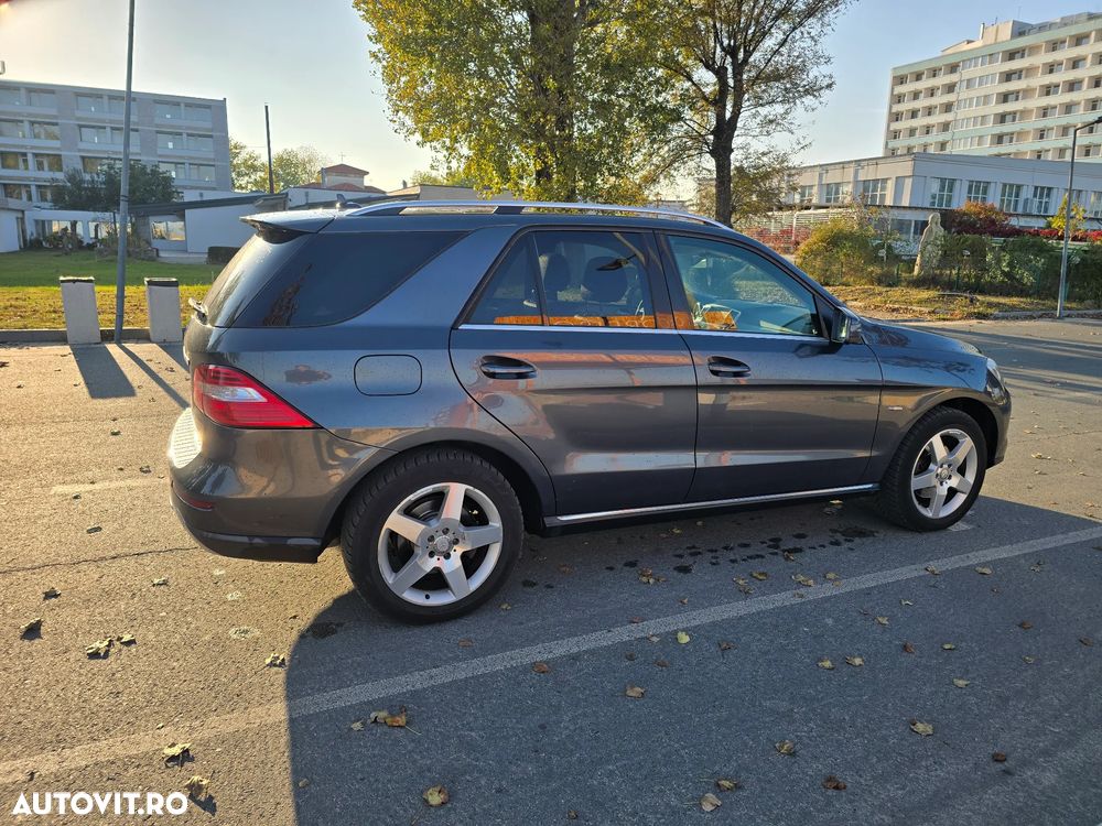 Mercedes-Benz ML 350 BlueTEC 4MATIC Aut - 3