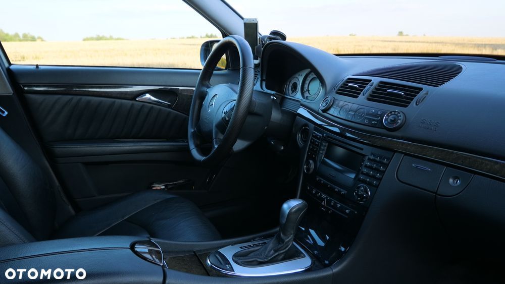 Mercedes-Benz Klasa E 320 Avantgarde - 24