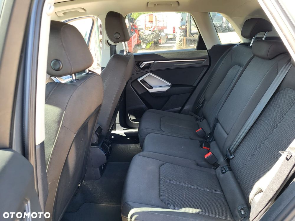 Audi Q3 - 35
