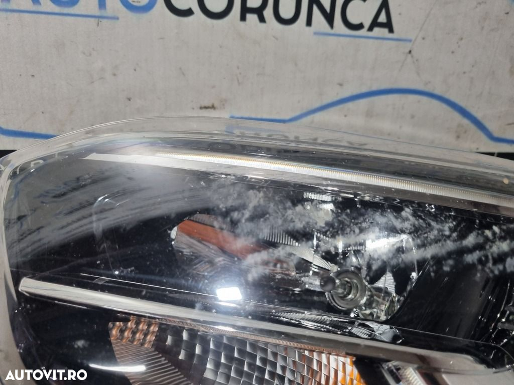 Far Stanga Renault Kadjar 2015 - 2018 SUV 4 Usi (1310) Cu lupă - 3
