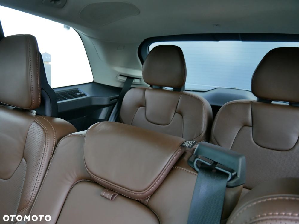 Volvo XC 90 T8 AWD Plug-In Hybrid Inscription Expression 7os - 22
