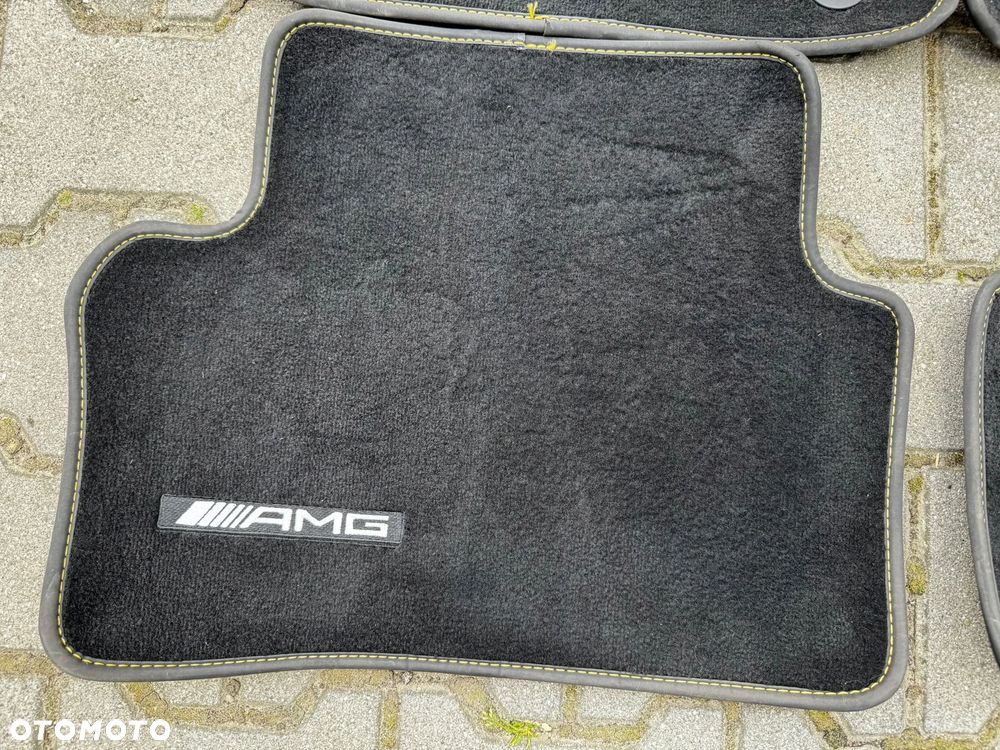 ORYGINALNE DYWANIKI MERCEDES-BENZ FINAL EDITION GT63S WELUROWE 4 SZTUKI - 5