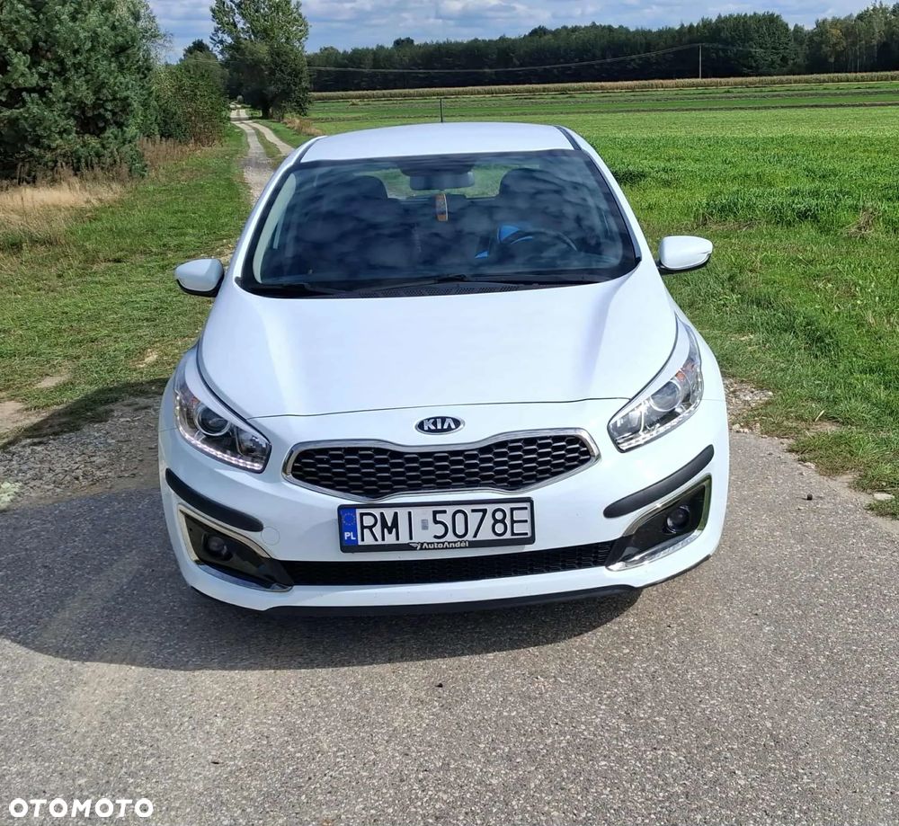 Kia Ceed 1.4 Attract - 2