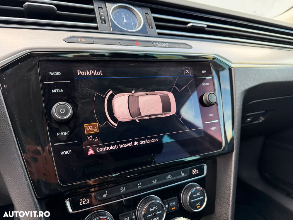 Volkswagen Passat 2.0 TDI DSG 4Motion Highline - 22