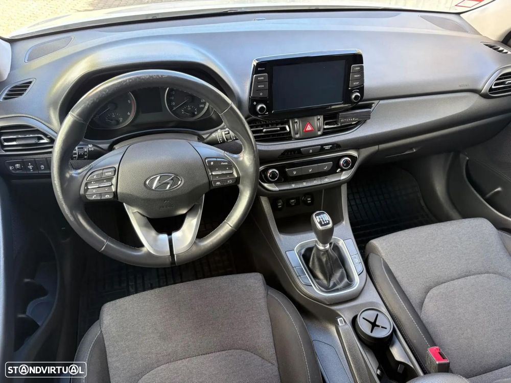 Hyundai i30 1.6 CRDi STyle Plus - 29