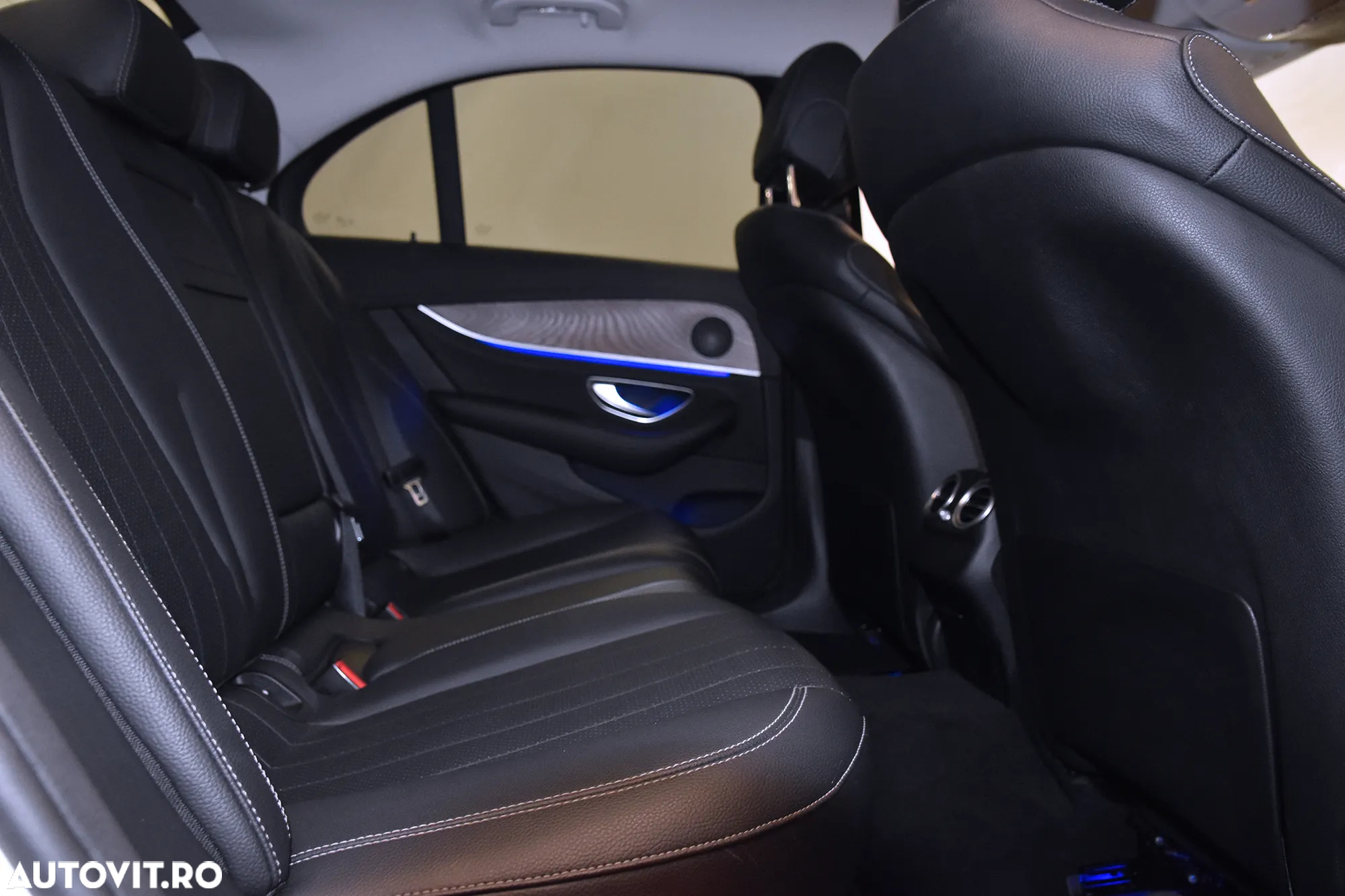 Mercedes-Benz E 300e 9G-TRONIC Edition AMG Line - 12