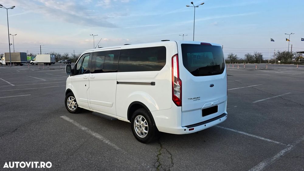 Ford Tourneo Custom - 3