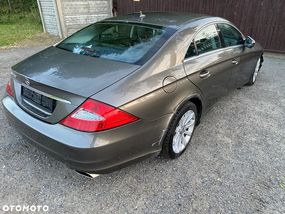 Mercedes-Benz CLS - 6