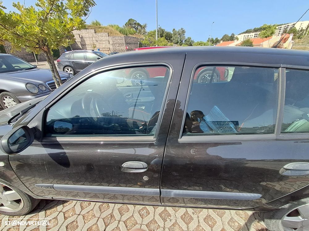 Renault Clio 1.2 16V Expression - 7